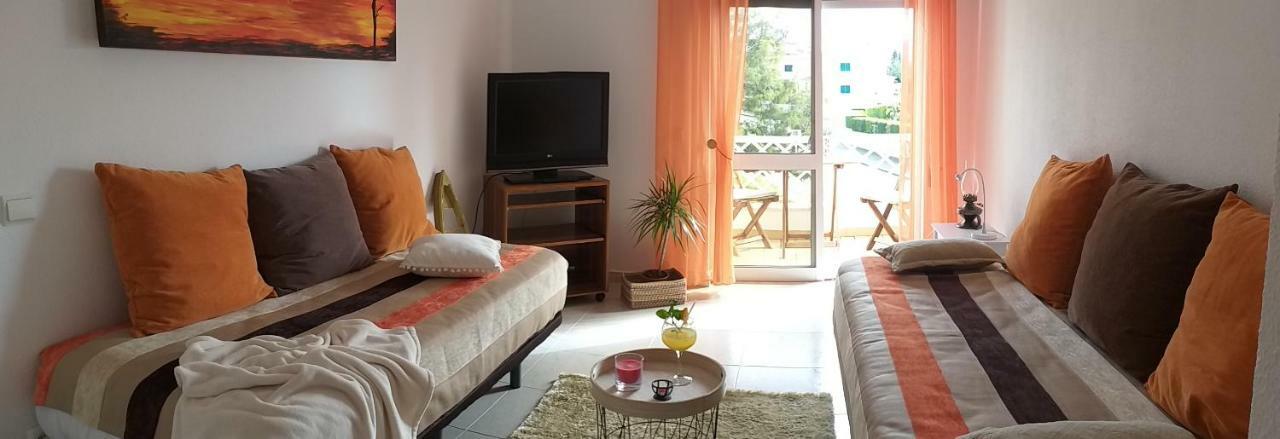 Pretty Sunny Guest Apartment Lagos Exterior photo